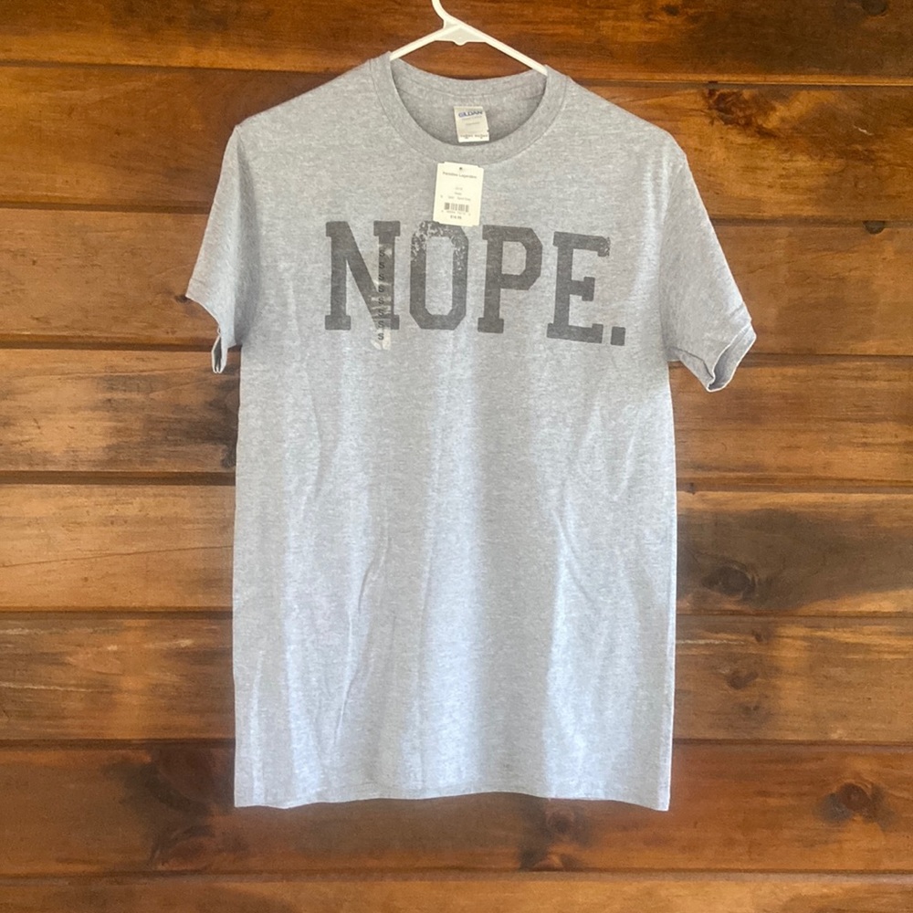 Gildan t-shirt